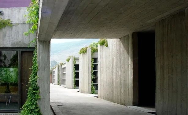 Cementiri La Llagosta 4 Cementiri Municipal, La Llagosta. Arquitectura Santi Vives