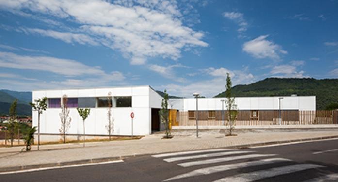 Escola primària El Morrot Escola primària El Morrot, arquitectura Santi Vives