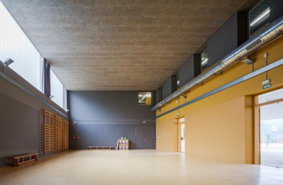 Escola primària El Morrot Escola primària El Morrot, arquitectura Santi Vives