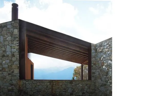 Habitatge unifamiliar Lles. Arquitectura Santi Vives