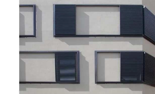 Habitatges Esquadres Hospitalet 3 Habitatges Esquadres Hospitalet. Arquitectura Santi Vives