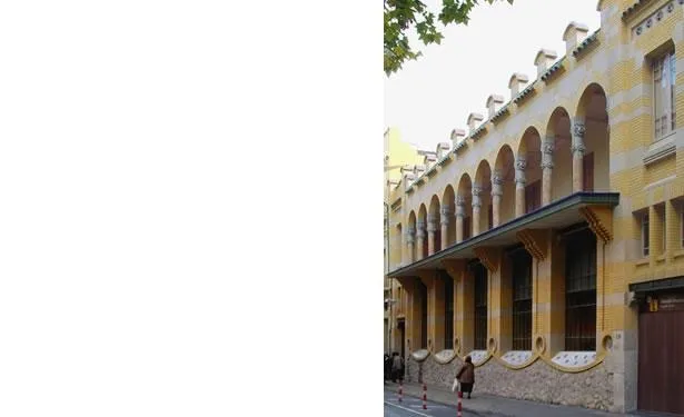 Oficines municipals d'atenció al ciutadà Sabadell 1 Oficines municipals d'atenció al ciutadà Sabadell. Arquitectura Santi Vives