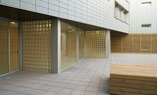 Residència geriàtrica Hospitalet 4 Residència geriàtrica Hospitalet. Arquitectura Santi Vives