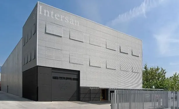 Seu corporativa de Intersan 2 Seu corporativa de Intersan. Arquitectura Santi Vives