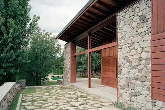 Habitatge unifamiliar Casa Ingla a Travesseres 4 Habitatge unifamiliar Casa Ingla a Travesseres. Arquitectura Santi Vives